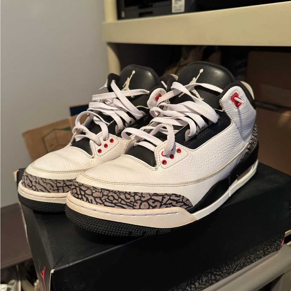 Air Jordan 3 Infrared Retro Sneakers